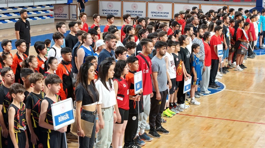 ANALİG BASKETBOL GRUP MÜSABAKALARI BAŞLADI