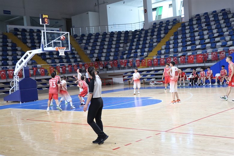 ANALİG Basketbol 1. Etap Grup Müsabakaları Malatya'da Başladı