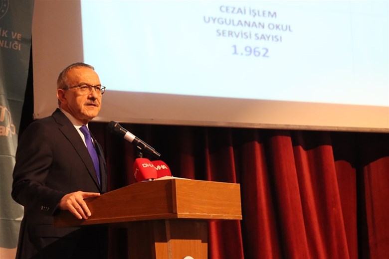 Vali Yavuz, Okul Sporları Bilgilendirme Toplantısına Katıldı
