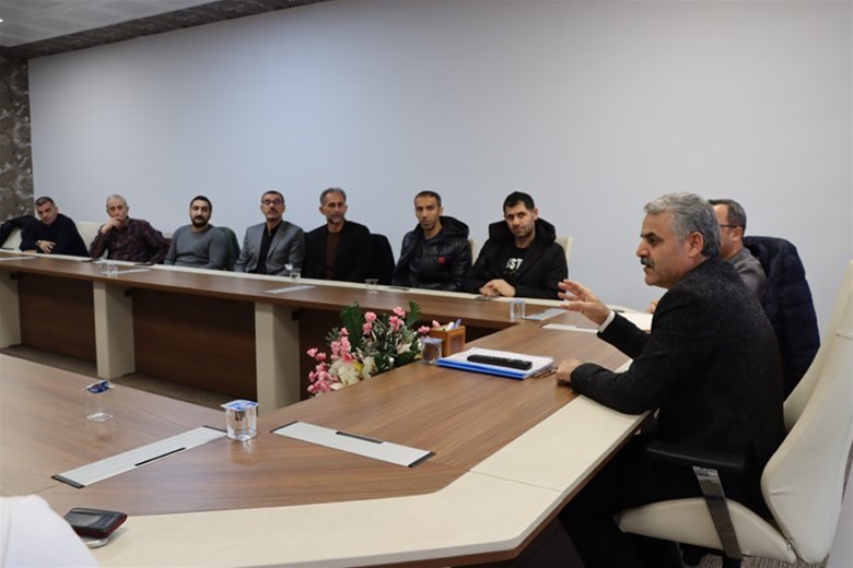 Malatya’da Spor Tesisleri İçin Değerlendirme Toplantısı Yapıldı